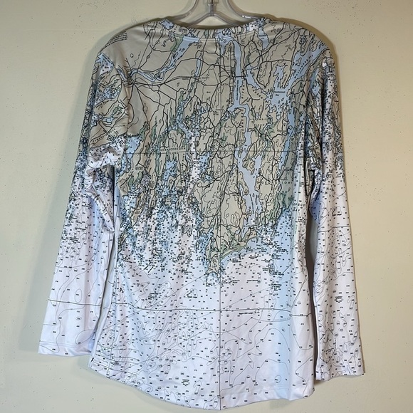 NWT. Janson’s Small Map Print Long Sleeve Tee. - Picture 7 of 9